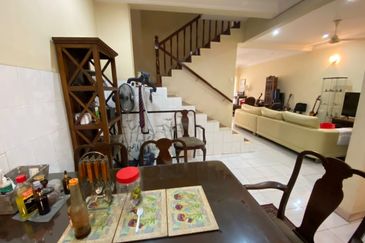 Avenue23 PJU 3 Two Sty Intermediate house For Sale