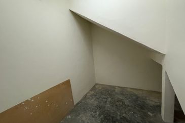 Persiaran Syed Putra 3