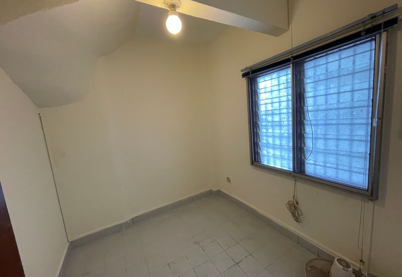 Persiaran Syed Putra 3