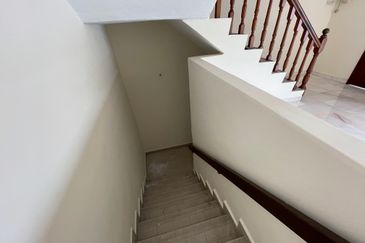 Persiaran Syed Putra 3