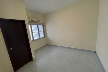 Persiaran Syed Putra 3