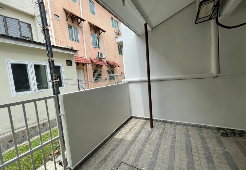 Persiaran Syed Putra 3