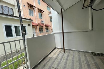 Persiaran Syed Putra 3