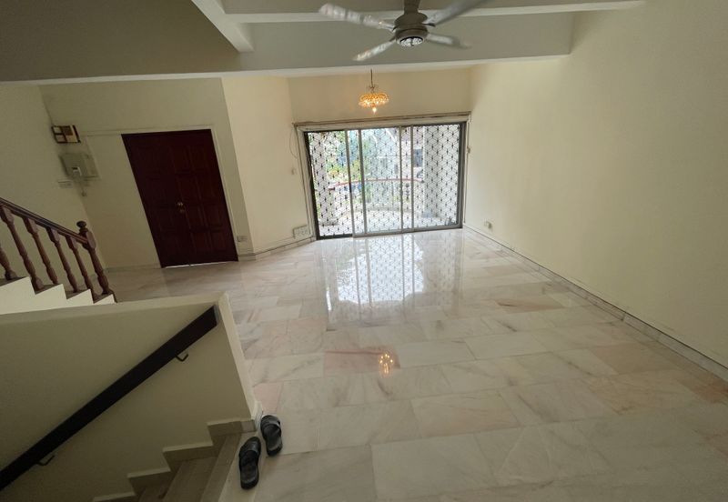 Persiaran Syed Putra 3