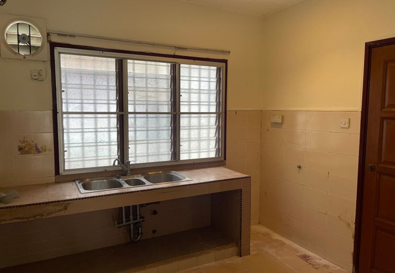 Persiaran Syed Putra 3