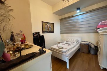 The Plaza Condominium