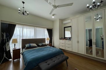 The Plaza Condominium