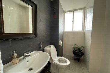 The Plaza Condominium