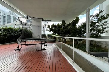 The Plaza Condominium