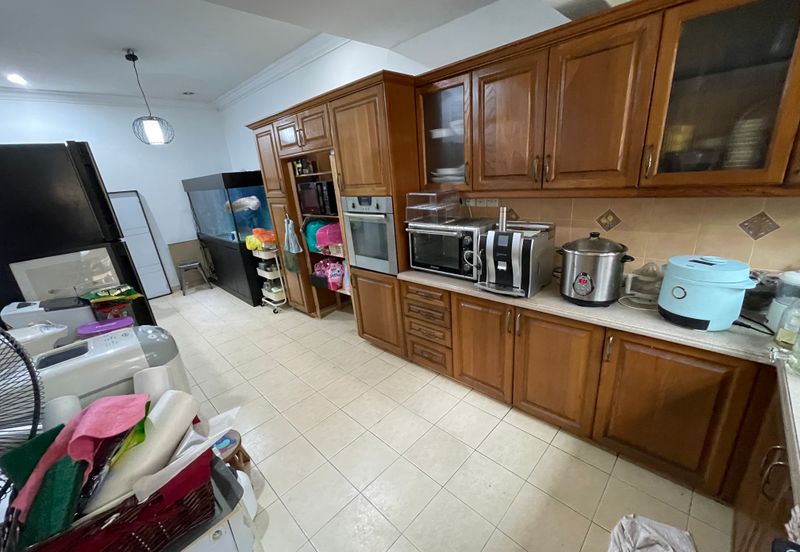 Avenue 23 Sunway Damansara  2 Sty Intermediate Unit For Sale