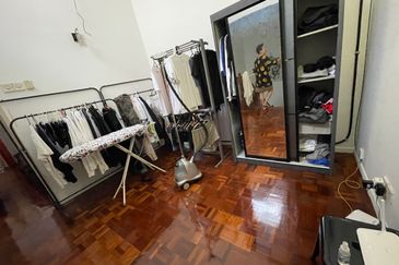 Avenue 23 Sunway Damansara  2 Sty Intermediate Unit For Sale