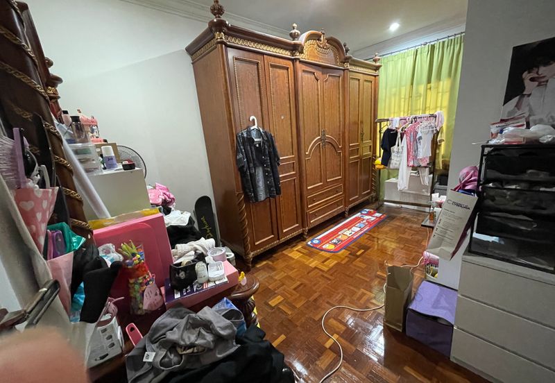 Avenue 23 Sunway Damansara  2 Sty Intermediate Unit For Sale