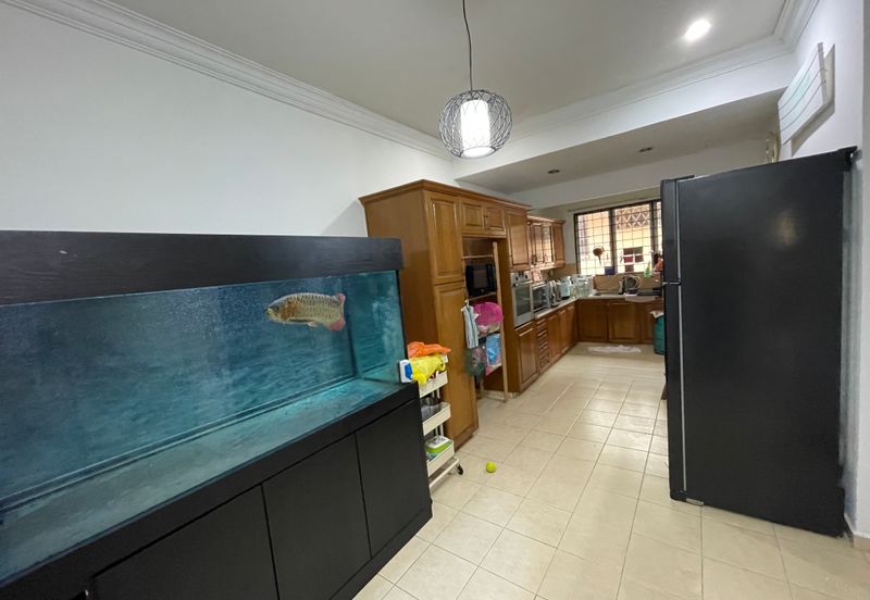 Avenue 23 Sunway Damansara  2 Sty Intermediate Unit For Sale