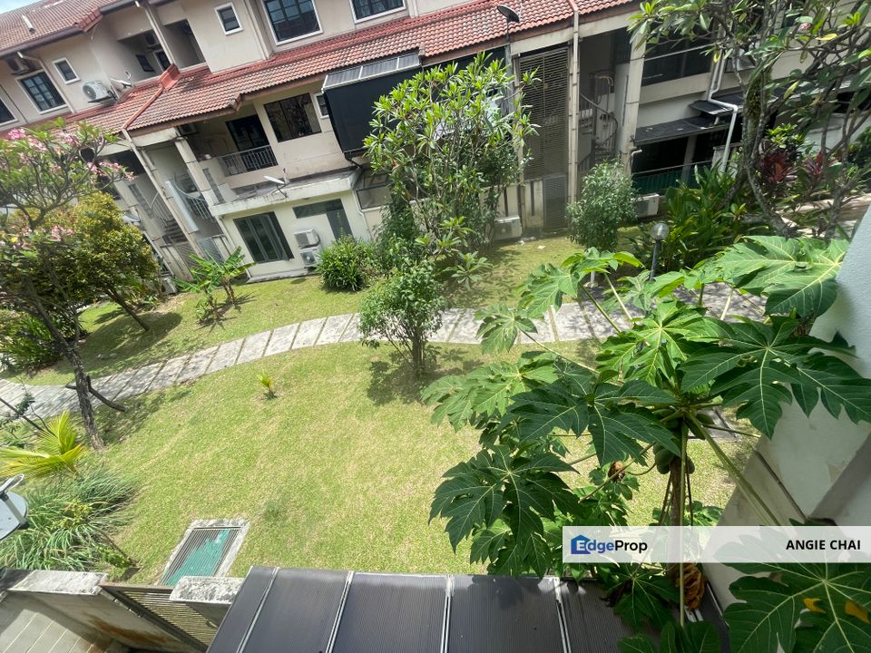 Parkville garden townhouse newly refurbished and well kept unit for sale, Selangor, Sunway Damansara