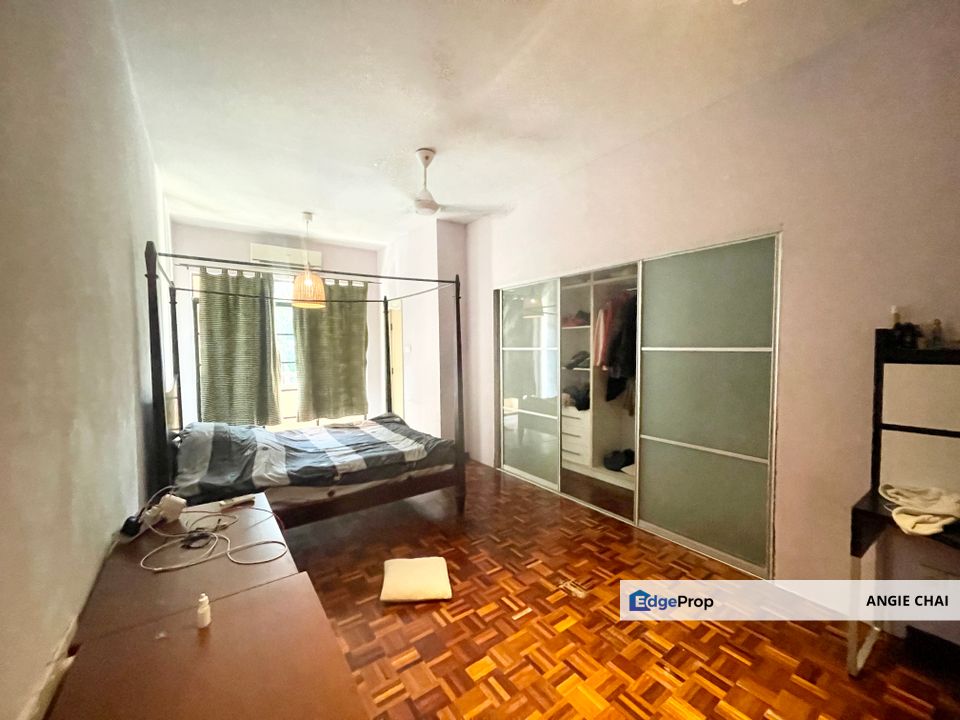 Parkville 1.5 storey townhouse basic intermediate unit for sale, Selangor, Sunway Damansara