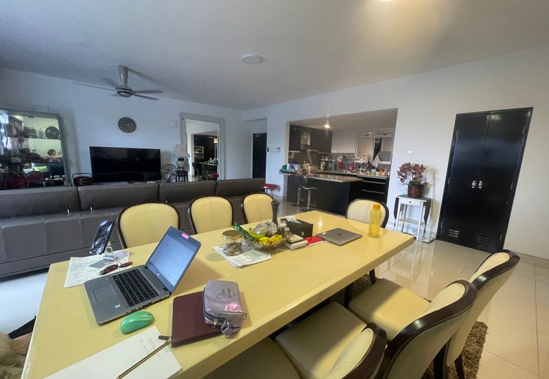 The Plaza Condominium