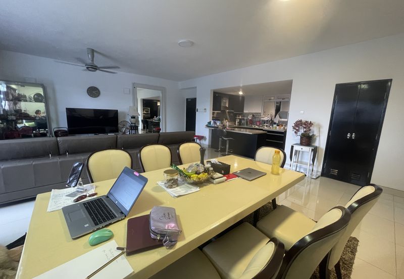 The Plaza Condominium