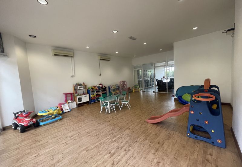 The Plaza Condominium