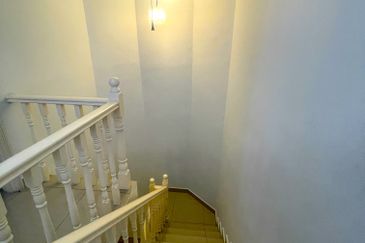 Fully renovated & extended with modern concept 2 storey link house @ Avenue 23 Sunway Damansara