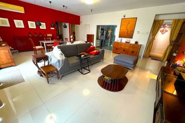 The Plaza Condominium