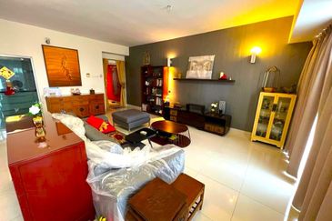 The Plaza Condominium