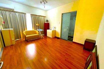 The Plaza Condominium