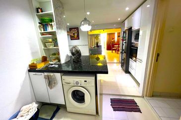 The Plaza Condominium