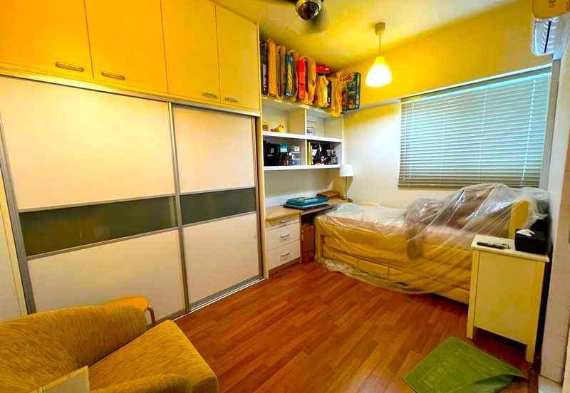 The Plaza Condominium