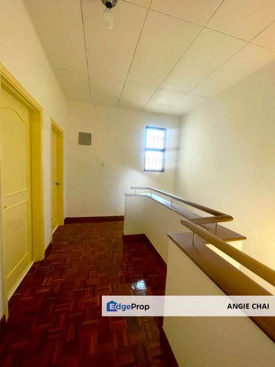 1.5 storey garden townhouse @ Parkville near business amenities, Selangor, Sunway Damansara