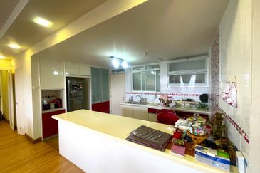 The Plaza Condominium