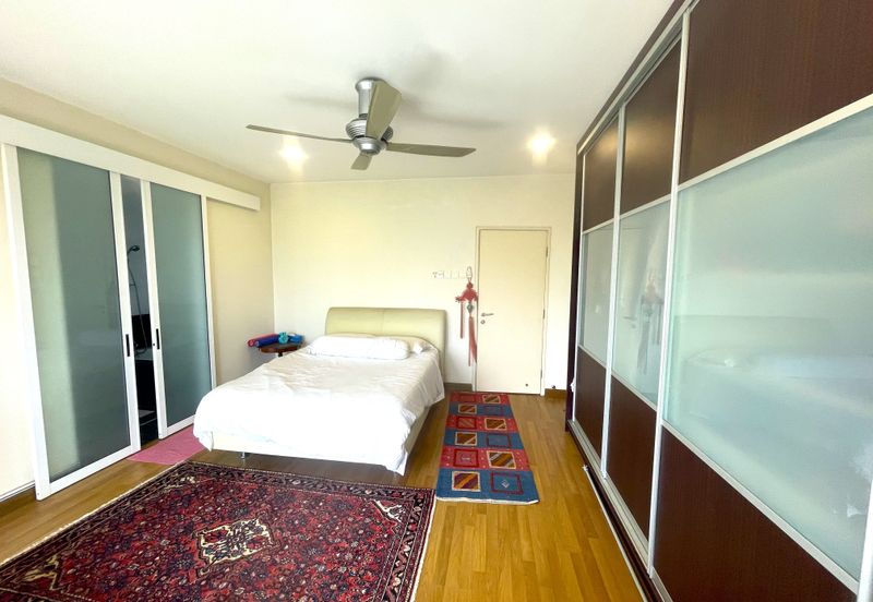 The Plaza Condominium