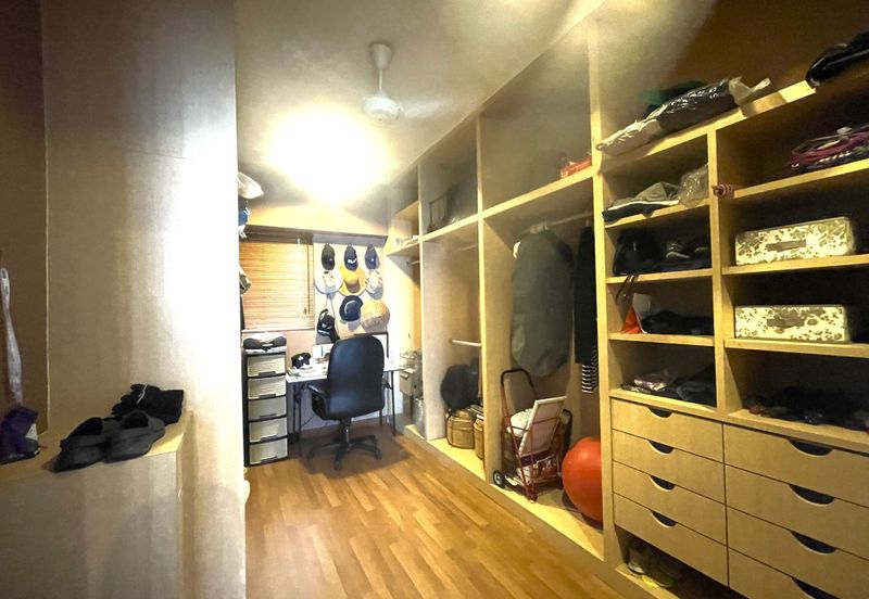 The Plaza Condominium