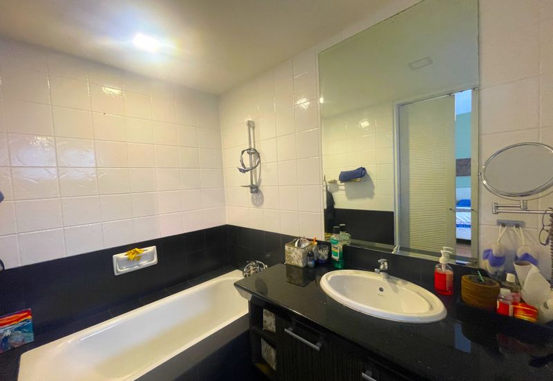 The Plaza Condominium