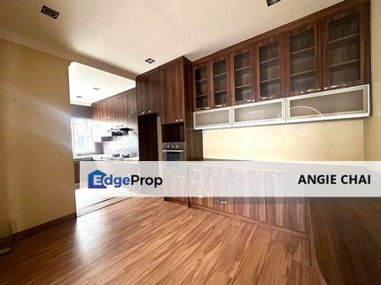 Desirable Damansara Utama Uptown @ 2-Storey End-Lot Link, Selangor, Petaling Jaya