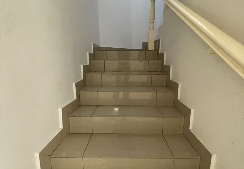 Fully Renovated Modern 2-Storey Link House @ Sunway Damansara