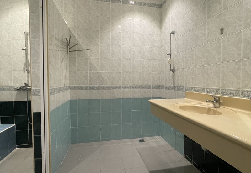 Fully Renovated Modern 2-Storey Link House @ Sunway Damansara