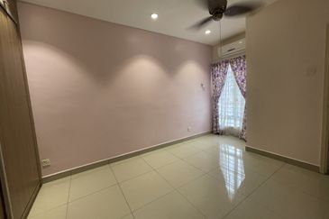 Fully Renovated Modern 2-Storey Link House @ Sunway Damansara