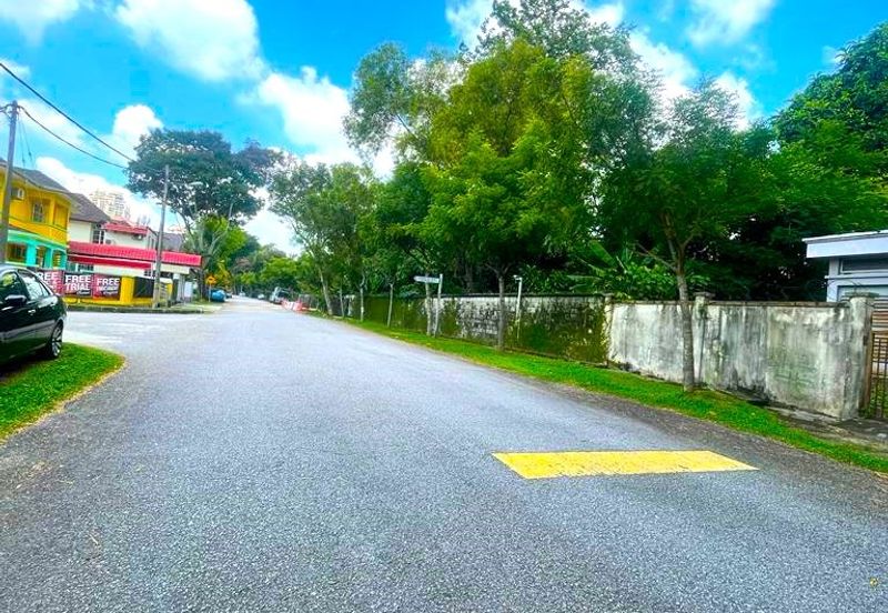 Fully Renovated Modern 2-Storey Link House @ Sunway Damansara