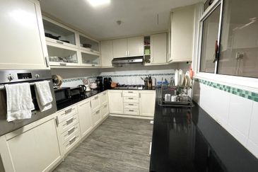 The Plaza Condominium