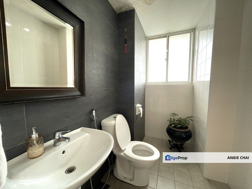 Exquisite Urban Living at The Plaza Condominium, Kuala Lumpur, Taman Tun Dr Ismail