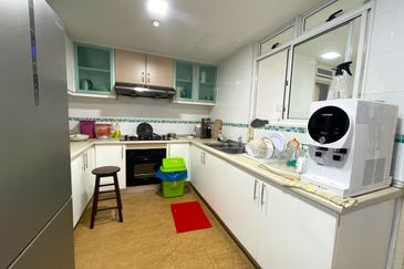 The Plaza Condominium