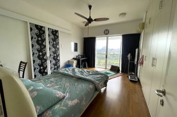 The Plaza Condominium