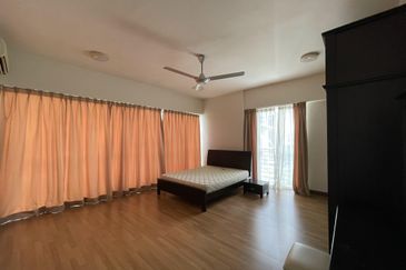 The Plaza Condominium