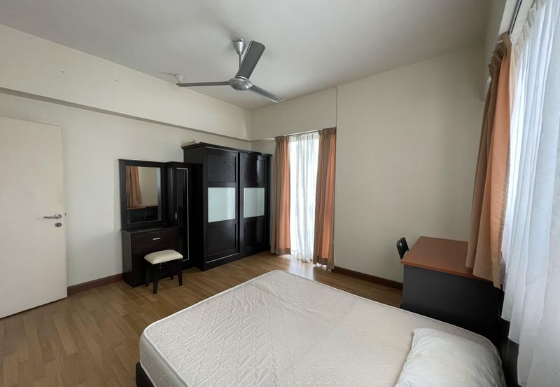 The Plaza Condominium