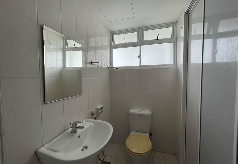 The Plaza Condominium