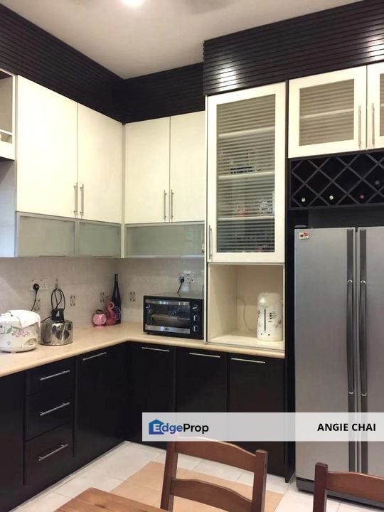 Rare endlot 1.5 storey Garden Townhouse in Parkville Sunway Damansara , Selangor, Sunway Damansara