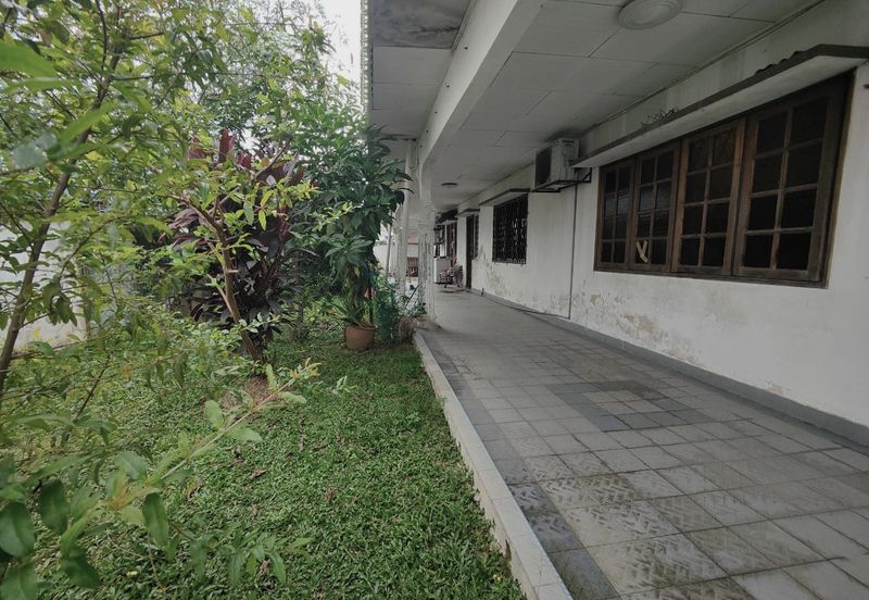 Paramount Garden (Taman Paramount)