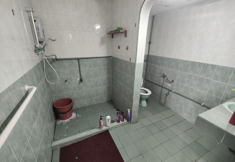 Paramount Garden (Taman Paramount)