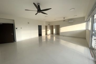 The Plaza Condominium
