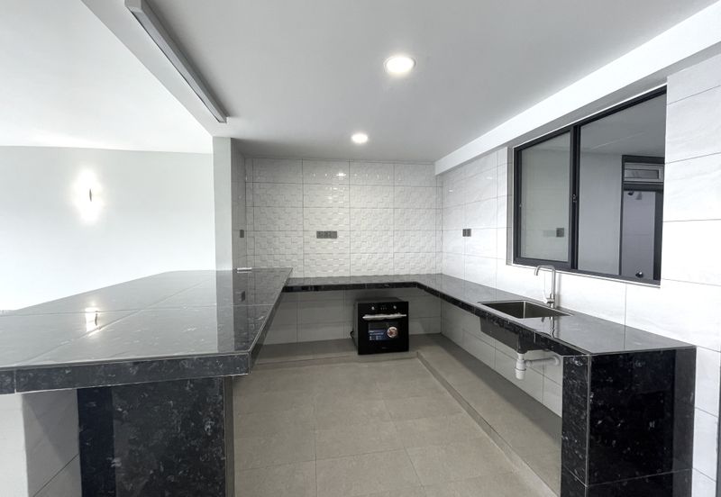 The Plaza Condominium